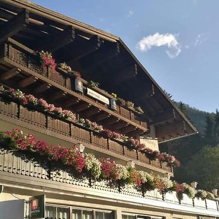 Gasthof Pension Kohlplatzl Hopfgarten in Defereggen Dış mekan fotoğraf
